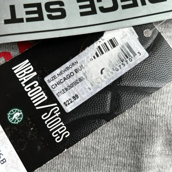 NWT Chicago Bulls Baby Onesie Set | (3) Chicago Bulls Baby Onesies | Chicago - Picture 5 of 9